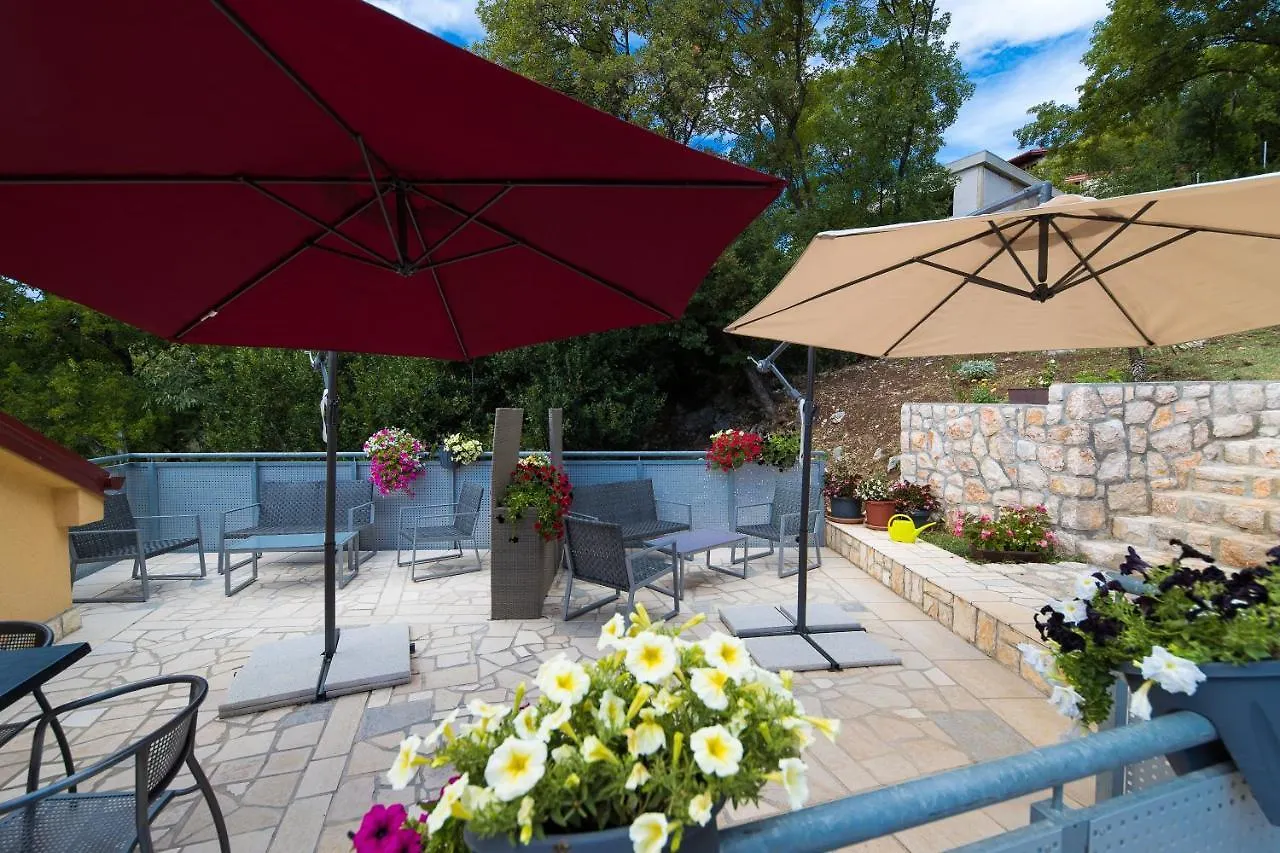Rimac Apartments And Rooms Novi Vinodolski