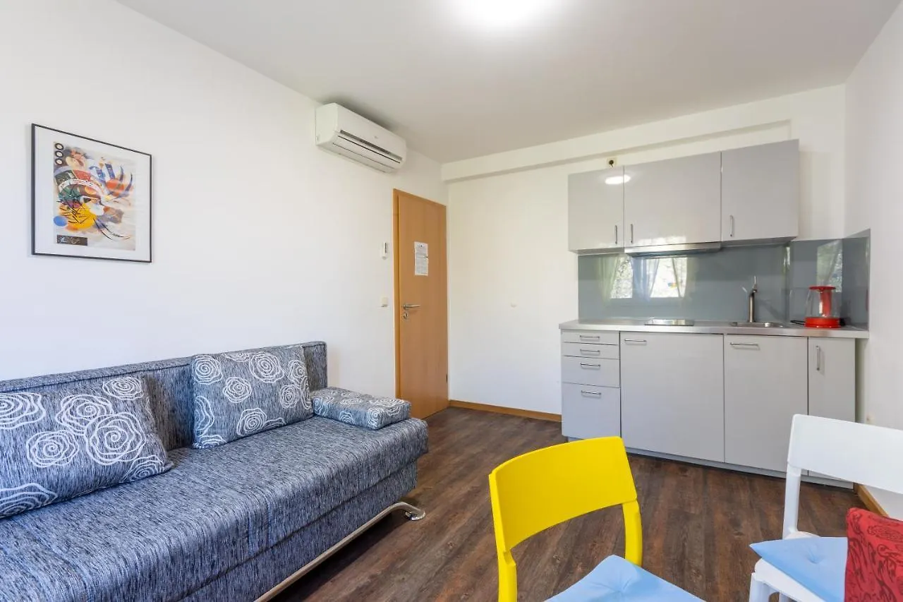 Rimac Apartments And Rooms Novi Vinodolski Croatia