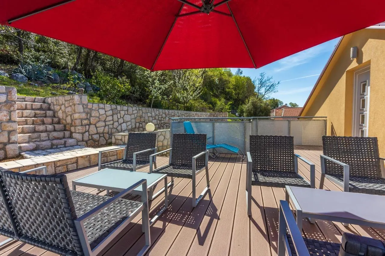 Rimac Apartments And Rooms Novi Vinodolski